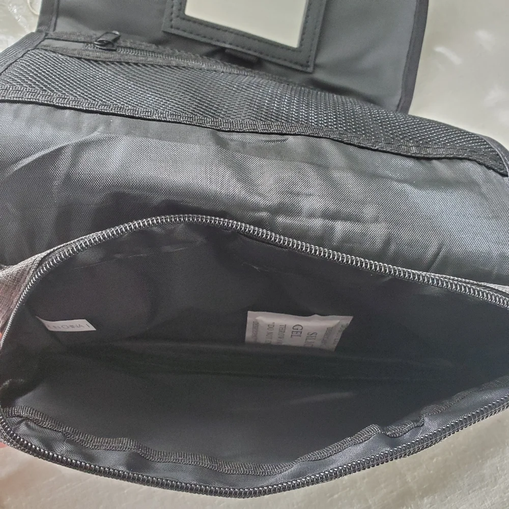 Macy's Hanging Travel Cosmetic Accessories Tote Nwt